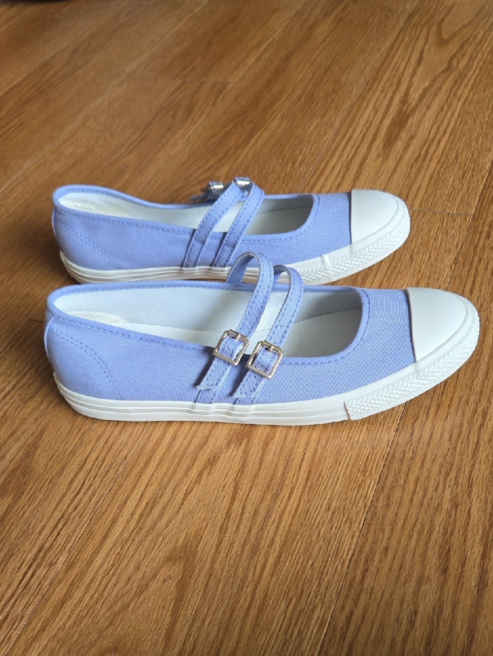 Converse Dainty Mary Janes - Picture 7 of 8